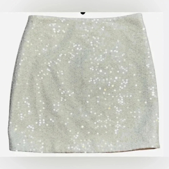 KENAR WHITE SEQUINED MINI SKIRT LINED STRETCHY SIZE 6 - Picture 4 of 12